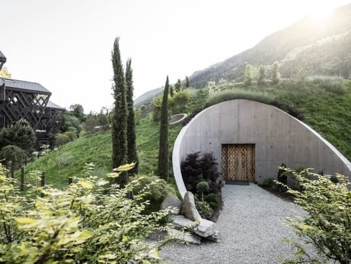 B©AlexFilz-3829 B Large